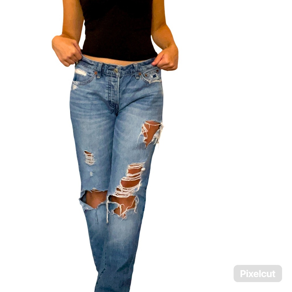 Women’s Abercrombie & Fitch Low Rise Boyfriend Jeans